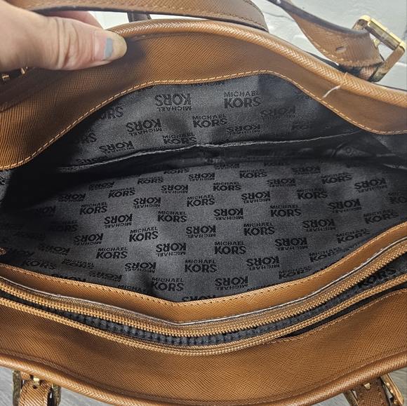 Michael Kors Jetset Nylon Tote Bag - Picture 5 of 7